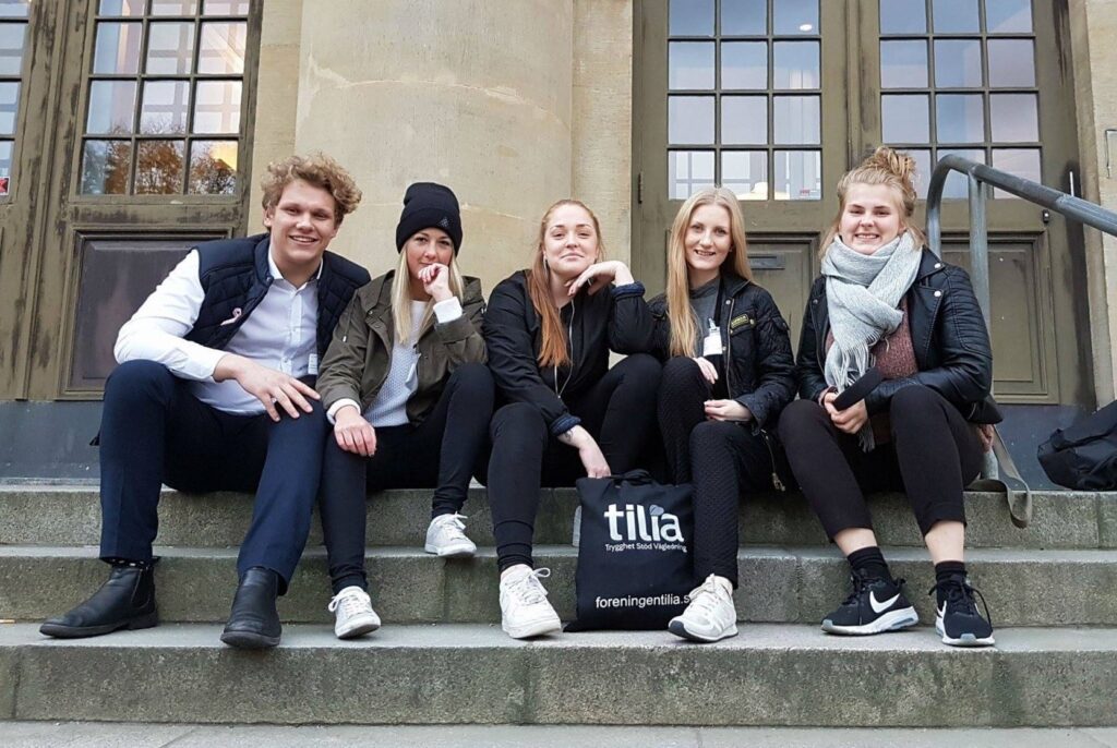 Tilias unga hos landstinget